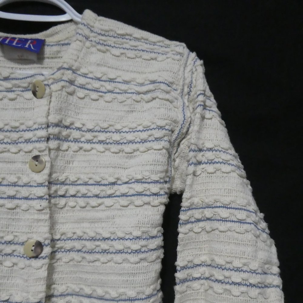 HER | small | Chic Textured Button-Up Cardigan | Made In Canada | 100% Cotton - Picture 4 of 15